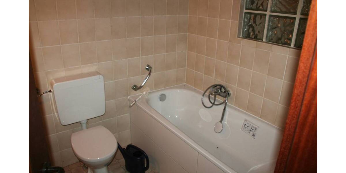 Mehrfamilienhaus, Wohnhaus Delligsen - 2 Zimmer, 500 m&sup2;, 190.000&euro; | Angebot:26036937