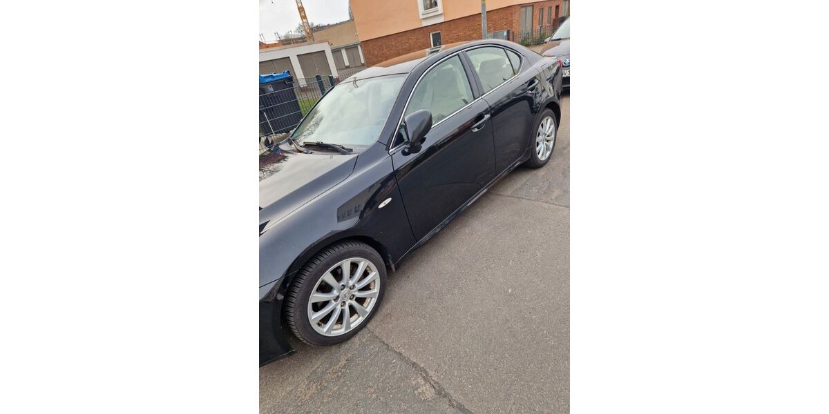 Lexus IS 220 224.500 km 2.900 &euro; Hannover 30165