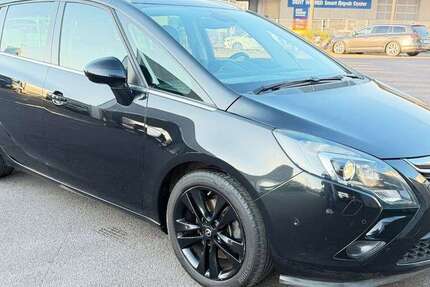 Opel Zafira 178.000 km 8.499 &euro; Hannover 30179