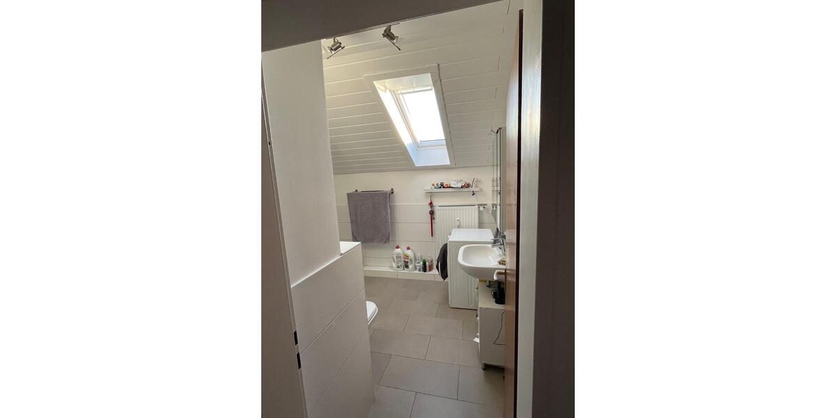 Etagenwohnung Laatzen - 3 Zimmer, 85 m&sup2;, 900&euro; | Angebot:26026590