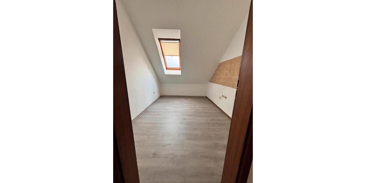 Etagenwohnung Coppenbrügge - 2 Zimmer, 76 m&sup2;, 700&euro; | Angebot:25165141