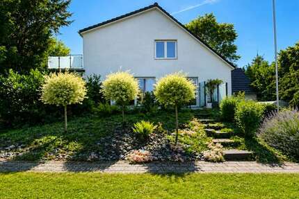Haus Wennigsen - 6 Zimmer, 230 m&sup2;, 748.000&euro; | Angebot:27023978