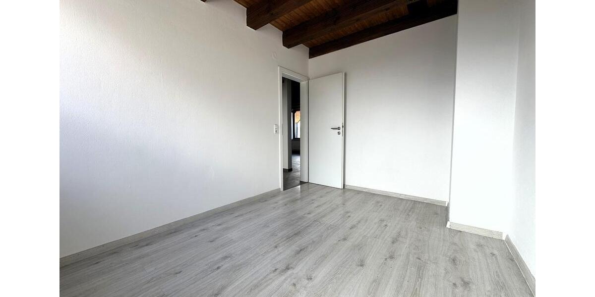 Maisonettenwohnung Hildesheim Itzum-Marienburg - 4 Zimmer, 105 m&sup2;, 1.100&euro; | Angebot:25921167