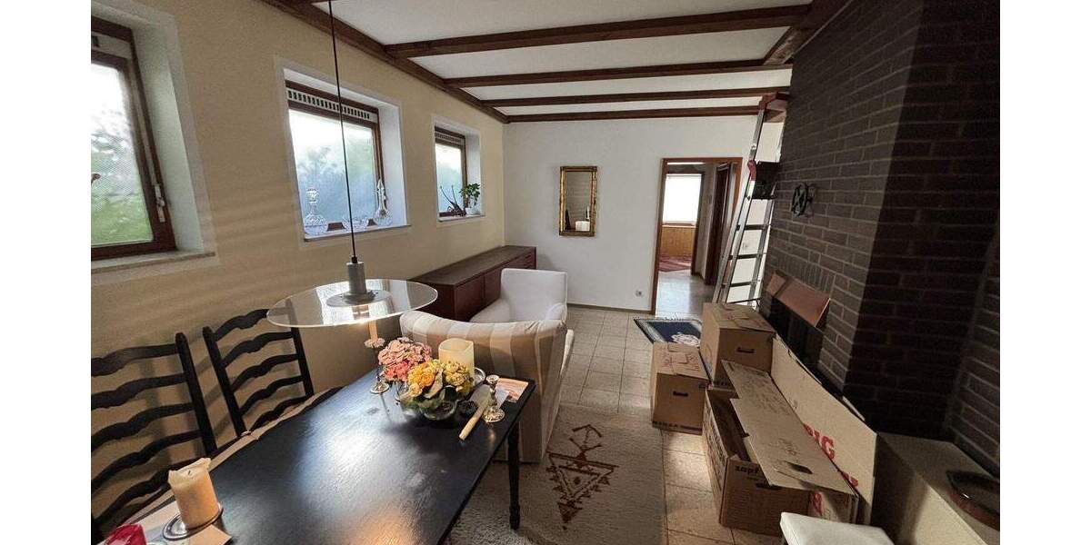 Einfamilienhaus Ronnenberg Weetzen - 7 Zimmer, 216 m&sup2;, 249.000&euro; | Angebot:25733409