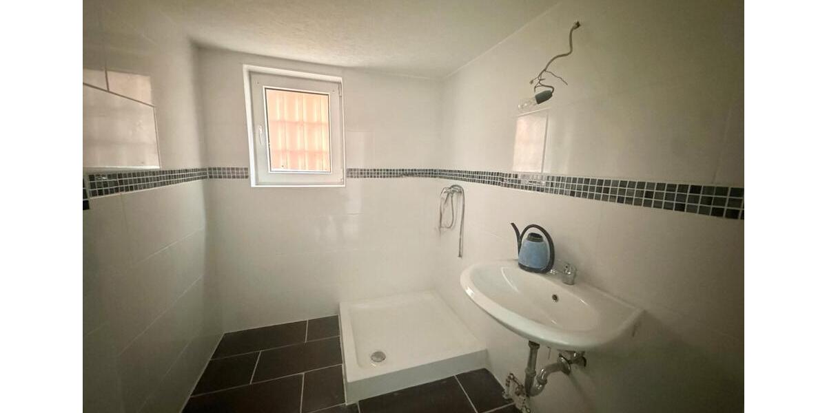 Etagenwohnung Sibbesse - 5 Zimmer, 130 m&sup2;, 980&euro; | Angebot:25352621