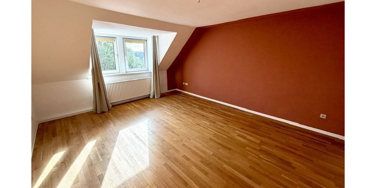 Über den Dächern der Stadt! - Dachgeschoßwohnung Hildesheim Ost | Angebot:27333696