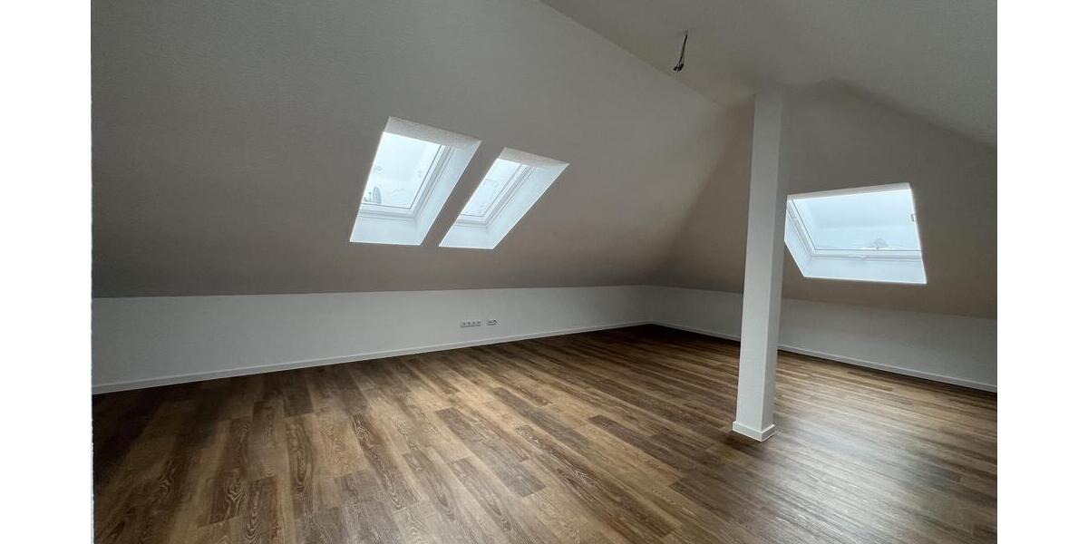 Modernes Wohnen auf zwei Ebenen - Etagenwohnung Hildesheim Sorsum | Angebot:24796373