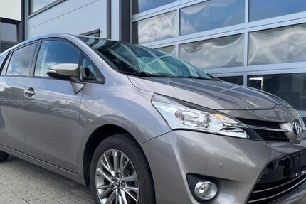 Toyota Verso 97.000 km 9.460 &euro; Lengede OT Broistedt 38268