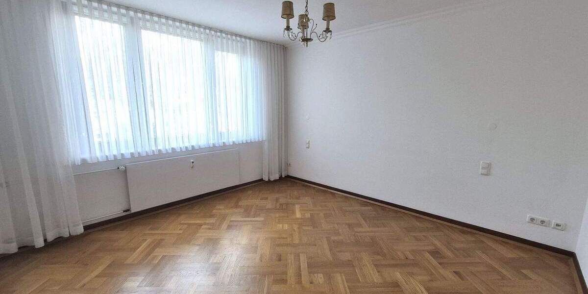 Etagenwohnung Hannover Südstadt - 3 Zimmer, 110 m&sup2;, 1.400&euro; | Angebot:25731739