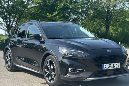 Ford Focus 114.000 km 19.900 &euro; Hannover 30539
