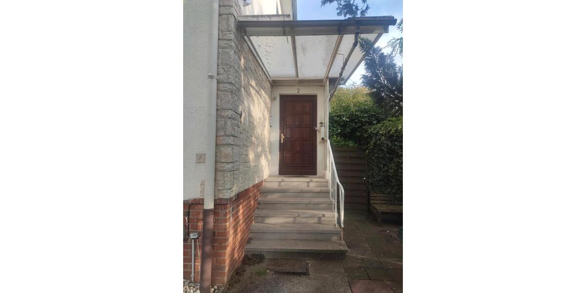Etagenwohnung Hemmingen - 3 Zimmer, 90 m&sup2;, 1.150&euro; | Angebot:26660627