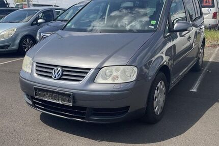 VW Touran 135.000 km 4.990 &euro; Lehrte 31275