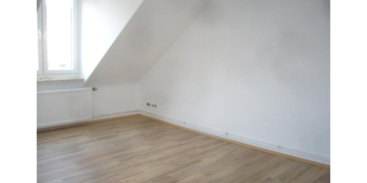 Dachgeschoßwohnung Hannover Mitte - 2 Zimmer, 70 m&sup2;, 560&euro; | Angebot:26676420