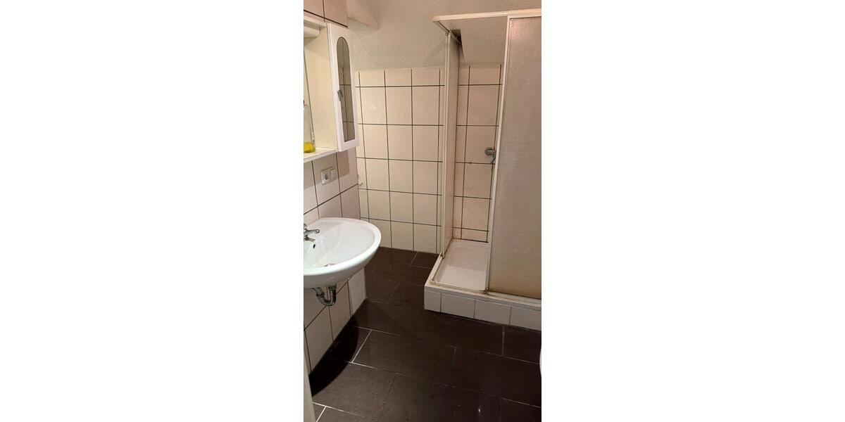 Dachgeschoßwohnung Hannover Linden-Limmer - 2 Zimmer, 68 m&sup2;, 670&euro; | Angebot:25989958