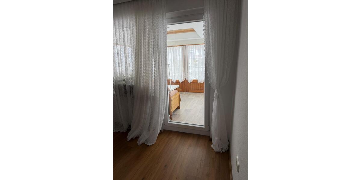 Dachgeschoßwohnung Harsum - 3.5 Zimmer, 70 m&sup2;, 550&euro; | Angebot:26024703