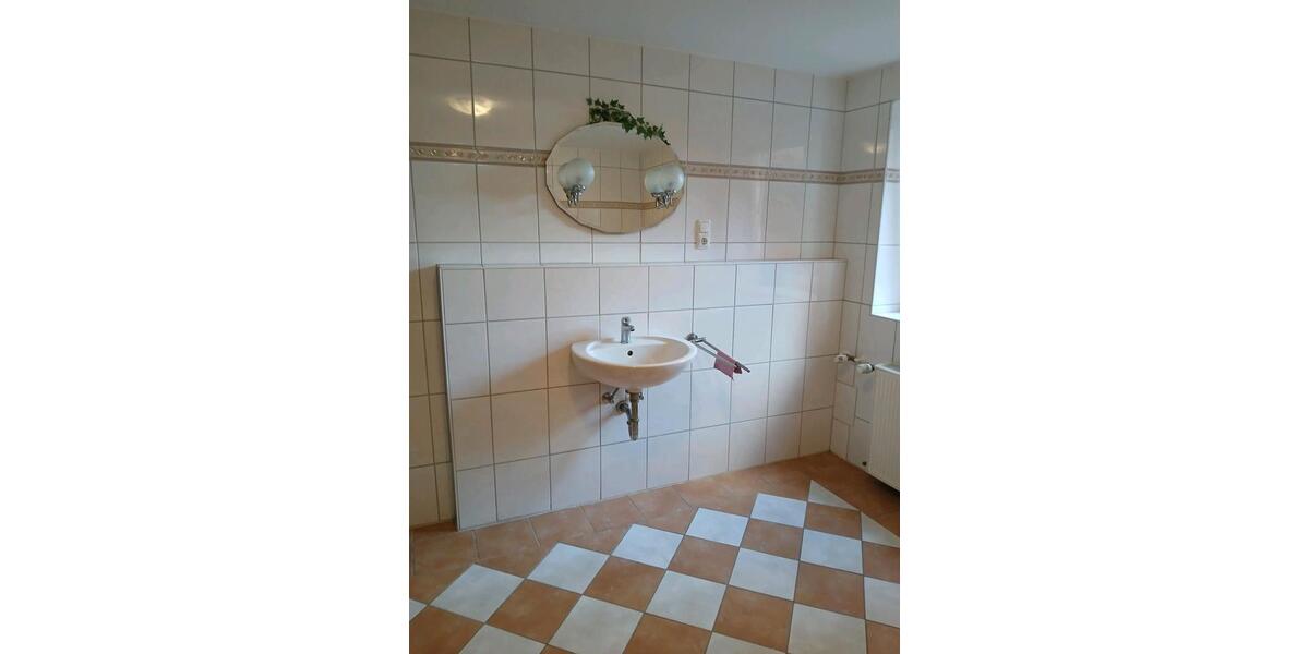 Erdgeschoßwohnung Salzhemmendorf - 1 Zimmer, 65 m&sup2;, 500&euro; | Angebot:23360198