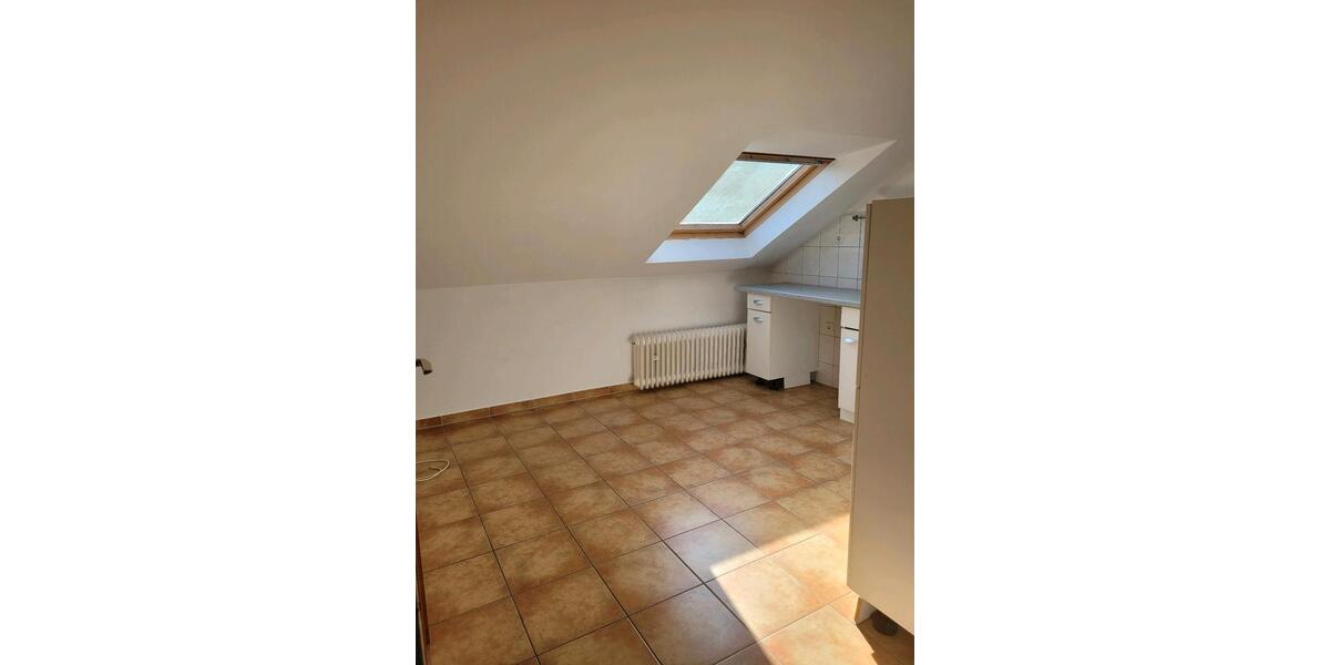 Dachgeschoßwohnung Lamspringe - 3 Zimmer, 70 m&sup2;, 500&euro; | Angebot:25924396