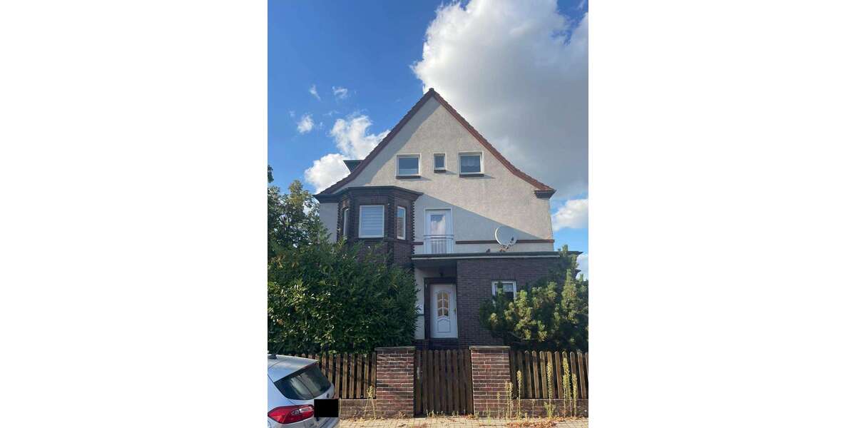 Einfamilienhaus Peine - 6 Zimmer, 130 m&sup2;, 1.300&euro; | Angebot:25796270