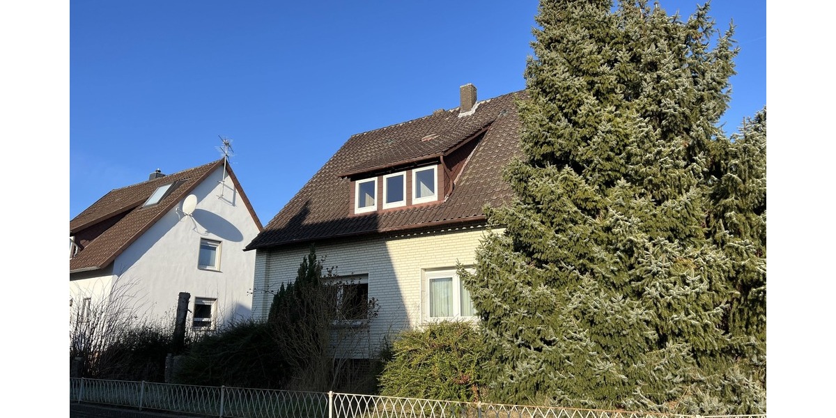 Wohnen und Arbeiten verbinden - Einfamilienhaus Algermissen | Angebot:25443930