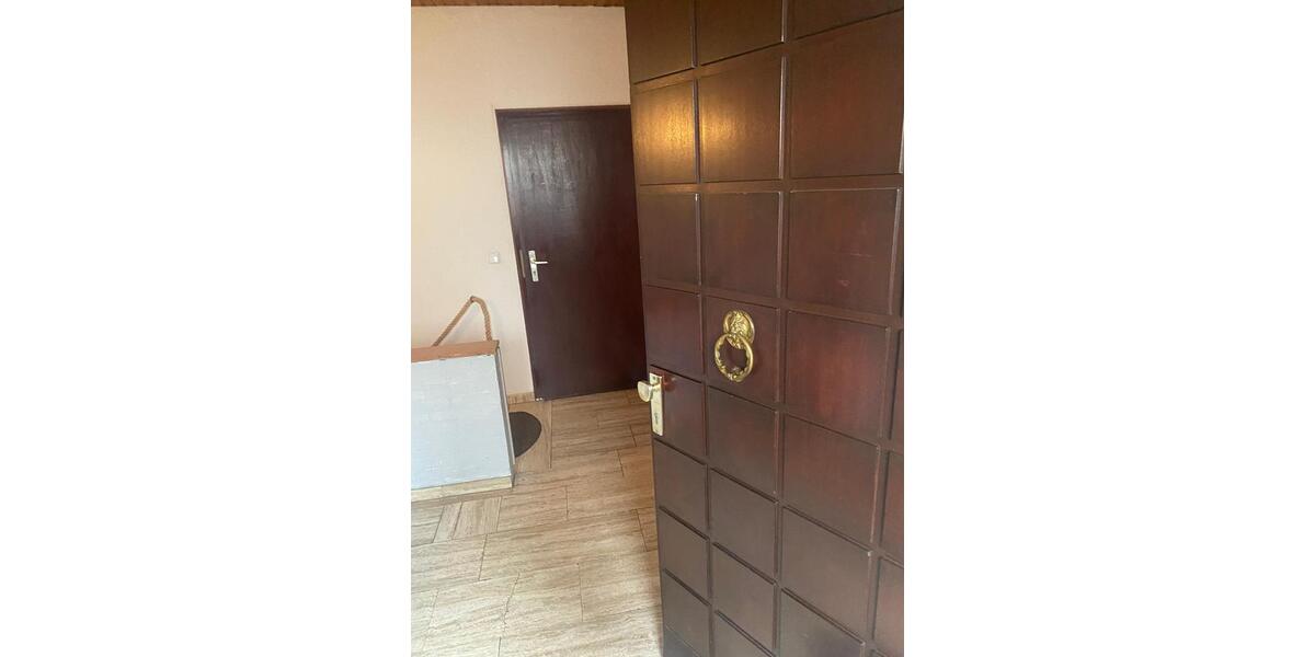 Bungalow Laatzen - 10 Zimmer, 500 m&sup2;, 1.000.000&euro; | Angebot:25178386