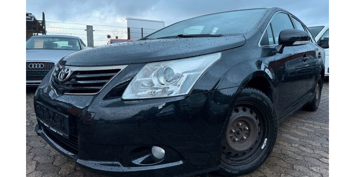 Toyota Avensis 212.000 km 5.990 &euro; Hildesheim 31137