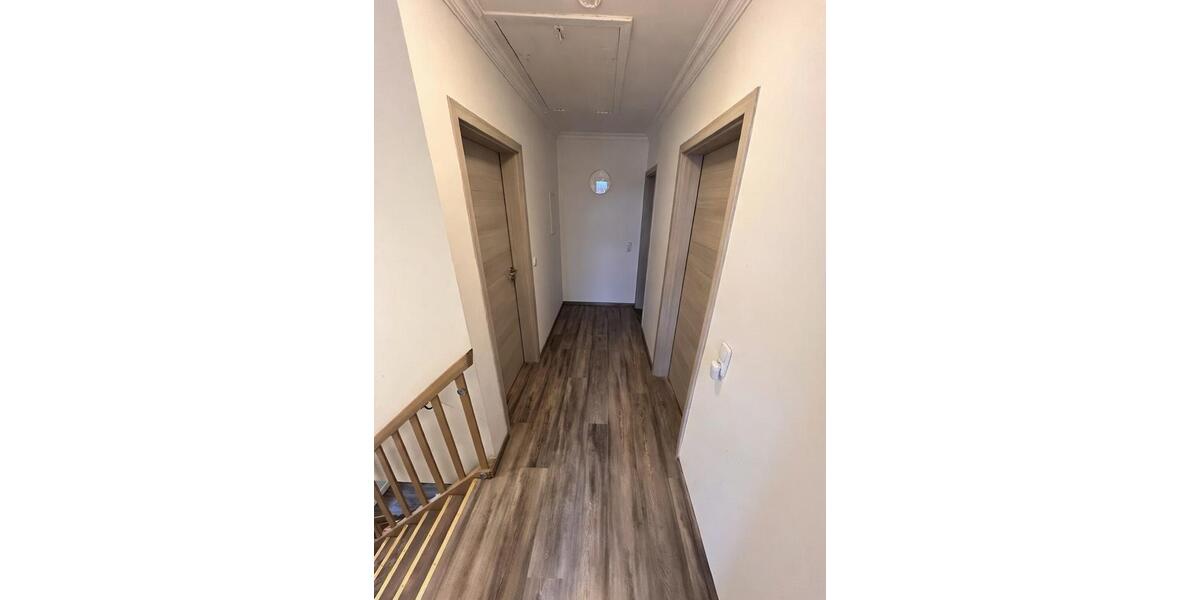 Einfamilienhaus Nordstemmen - 5 Zimmer, 105 m&sup2;, 1.200&euro; | Angebot:25843284