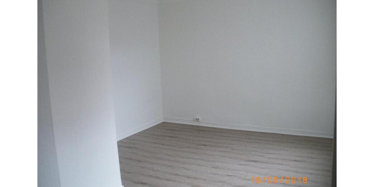 Doppelhaushälfte Holle - 6 Zimmer, 124 m&sup2;, 780&euro; | Angebot:26673410
