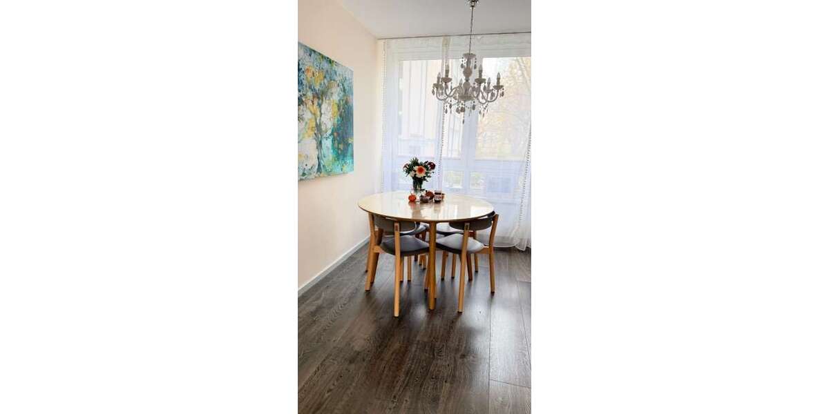 Etagenwohnung Sarstedt - 4 Zimmer, 94 m&sup2;, 240.000&euro; | Angebot:23812693