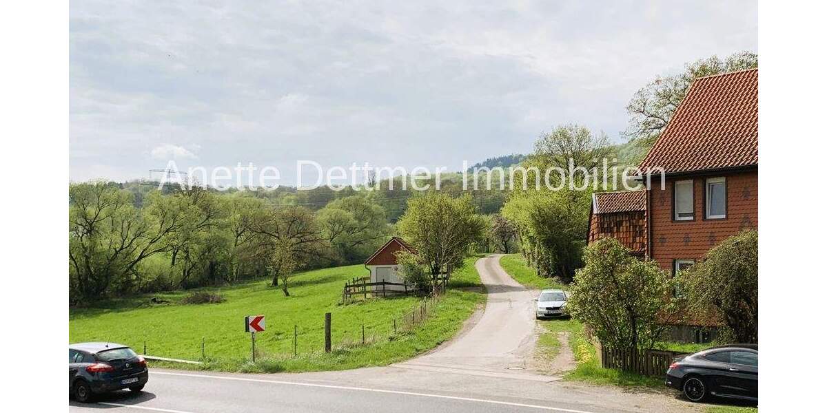 Einfamilienhaus Delligsen / Varrigsen Varrigsen - 7 Zimmer, 215 m&sup2;, 98.000&euro; | Angebot:25695289