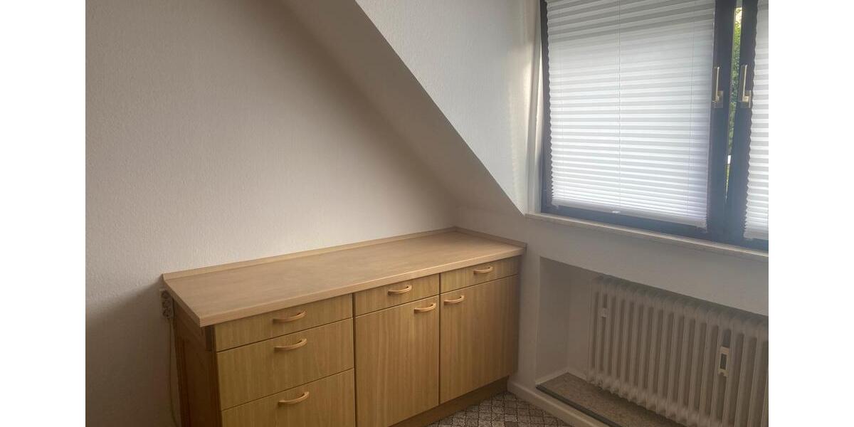Dachgeschoßwohnung Hildesheim Itzum-Marienburg - 3 Zimmer, 86 m&sup2;, 860&euro; | Angebot:26644686