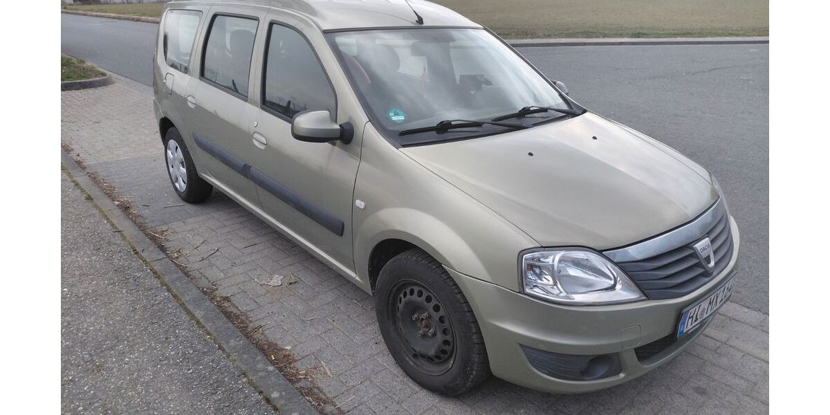 Dacia Logan 201.500 km 1.799 &euro; hildesheim 31137