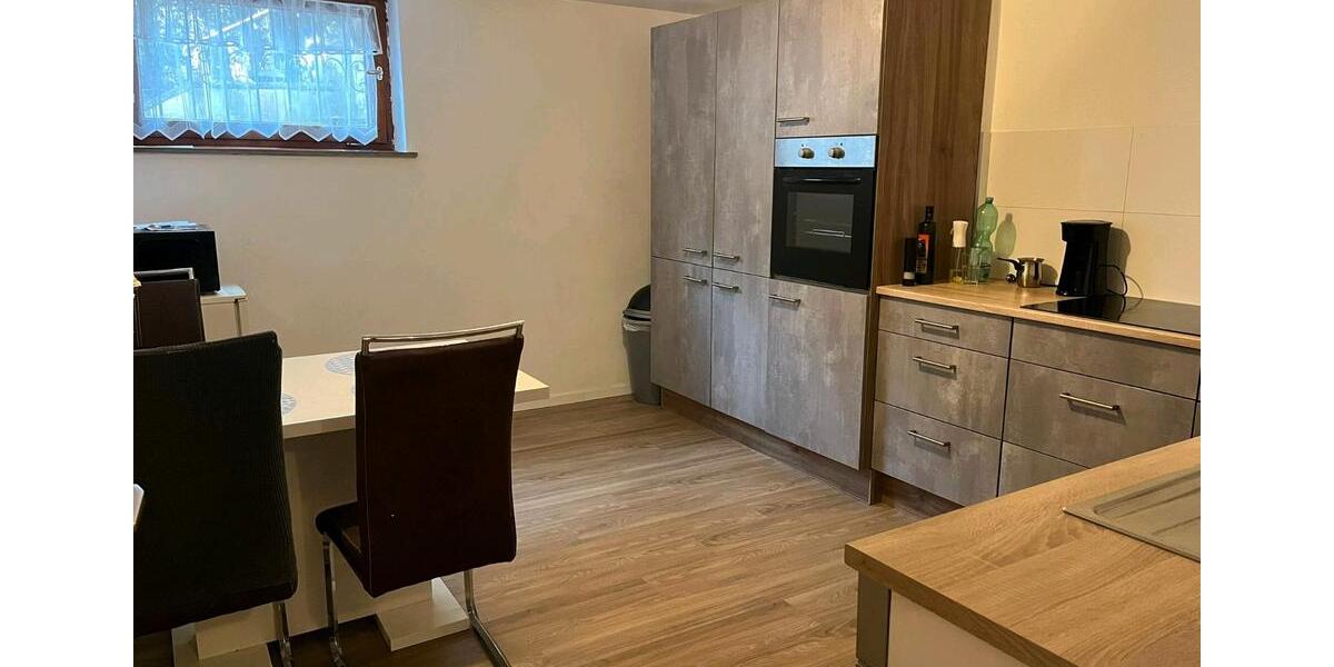 Etagenwohnung Lehrte - 2 Zimmer, 70 m&sup2;, 600&euro; | Angebot:25879936