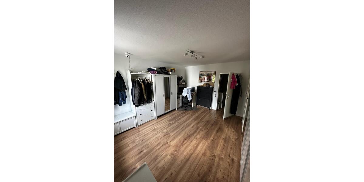 Etagenwohnung Ronnenberg - 3 Zimmer, 90 m&sup2;, 280.000&euro; | Angebot:27025526