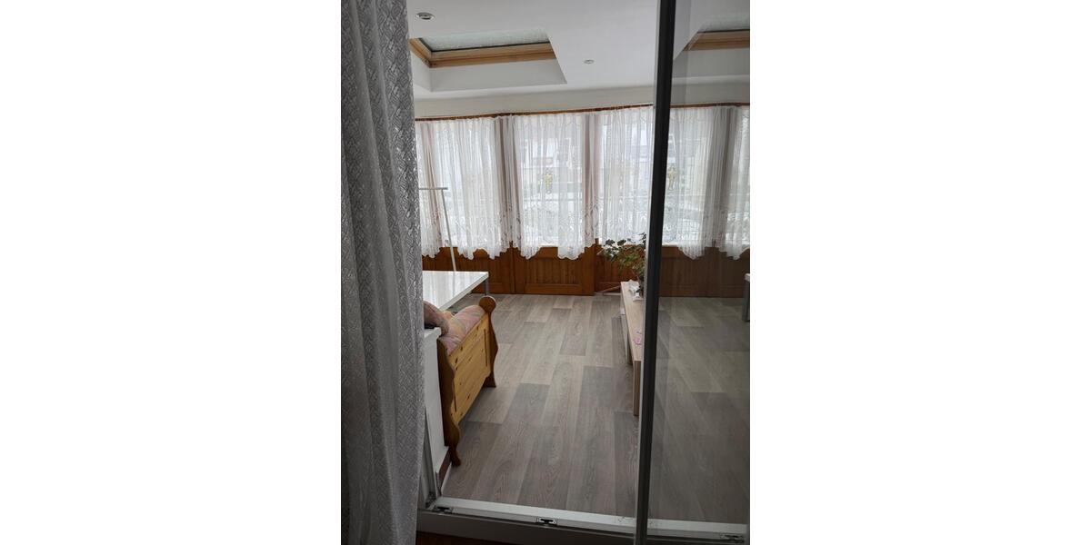 Dachgeschoßwohnung Harsum - 3.5 Zimmer, 70 m&sup2;, 550&euro; | Angebot:26024703