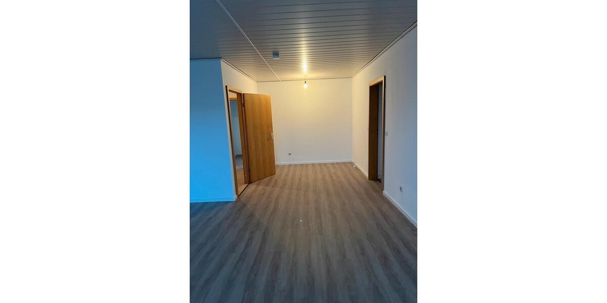 Etagenwohnung Hildesheim Himmelsthür - 3 Zimmer, 82 m&sup2;, 779&euro; | Angebot:25303011