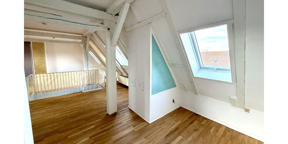Über den Dächern der Stadt! - Dachgeschoßwohnung Hildesheim Ost | Angebot:27333696
