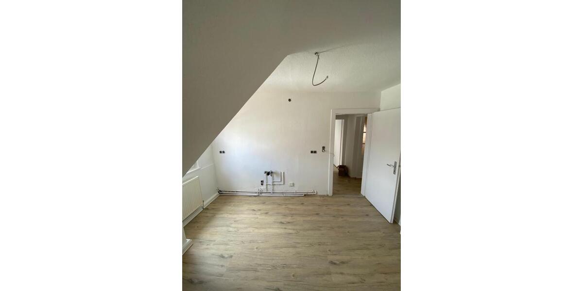 Dachgeschoßwohnung Hildesheim - 3 Zimmer, 59 m&sup2;, 645&euro; | Angebot:25852170