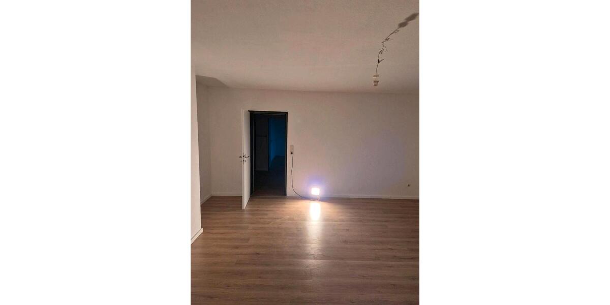 Etagenwohnung Lamspringe - 3 Zimmer, 95 m&sup2;, 650&euro; | Angebot:25968341