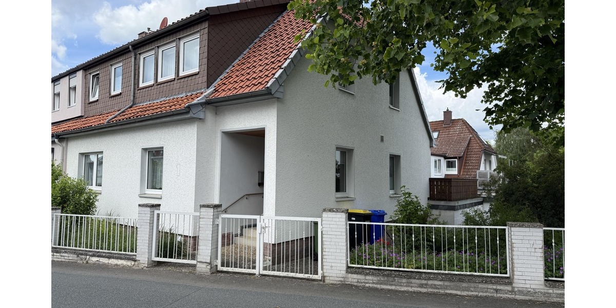 Zwei Wohneinheiten, viele Möglichkeiten - Doppelhaushälfte Alfeld | Angebot:26894192