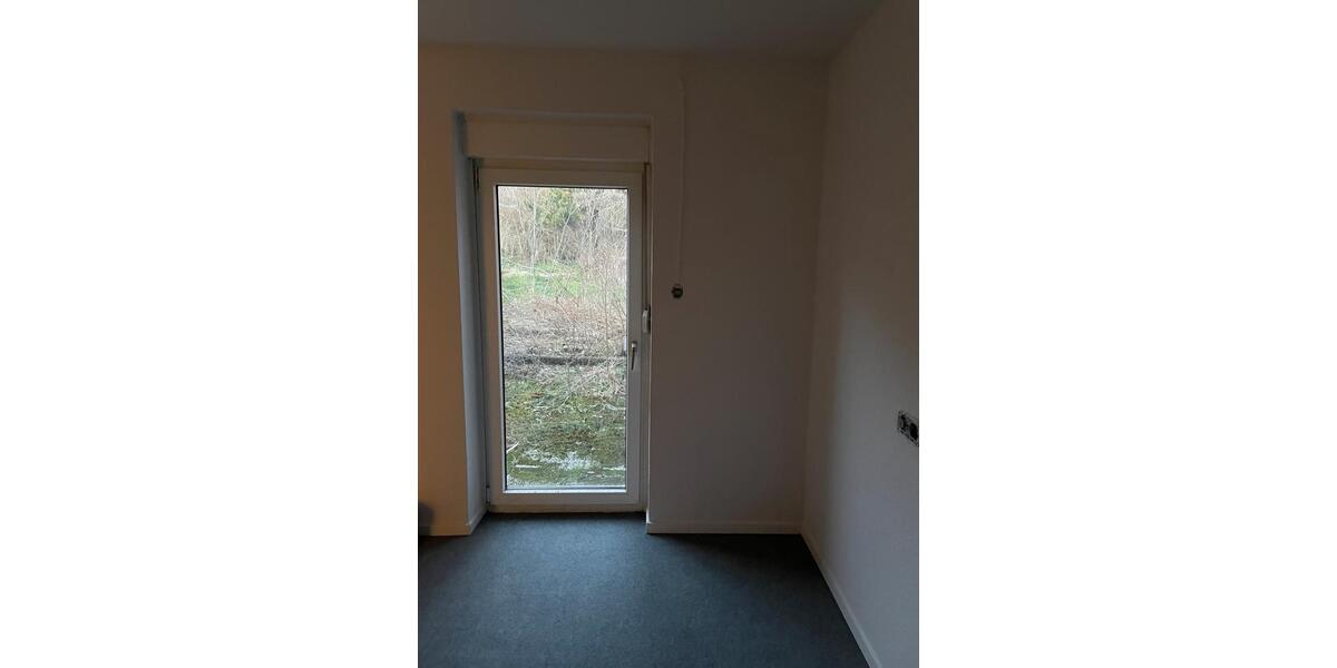 Hochparterre Alfeld (Leine) - 3 Zimmer, 110 m&sup2;, 110.000&euro; | Angebot:23555962