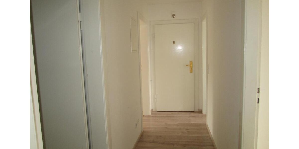 Dachgeschoßwohnung Salzgitter - 3 Zimmer, 48 m&sup2;, 289&euro; | Angebot:25753498