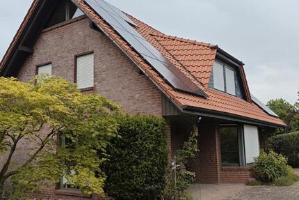 Haus Laatzen - 4 Zimmer, 150 m&sup2;, 1.700&euro; | Angebot:26582094