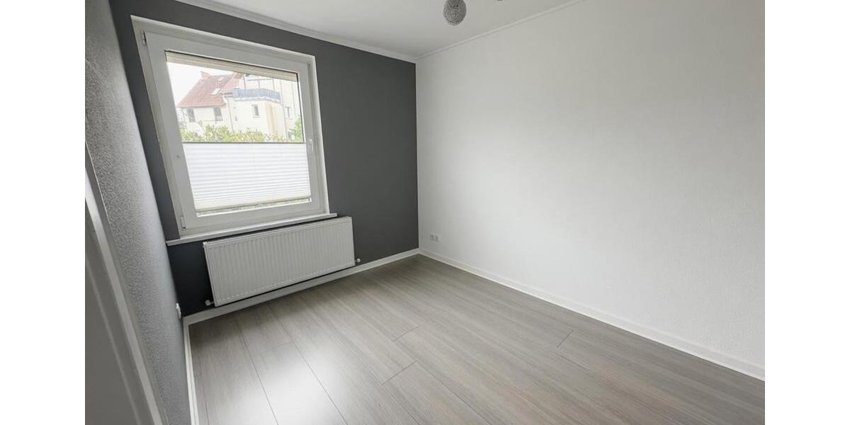 Erdgeschoßwohnung Hildesheim Himmelsthür - 4 Zimmer, 85 m&sup2;, 920&euro; | Angebot:26561485