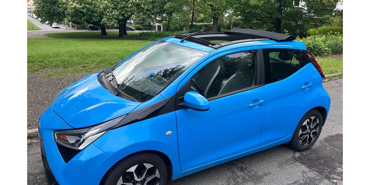 Toyota Aygo (X) 94.000 km 7.000 &euro; Hildesheim 31141