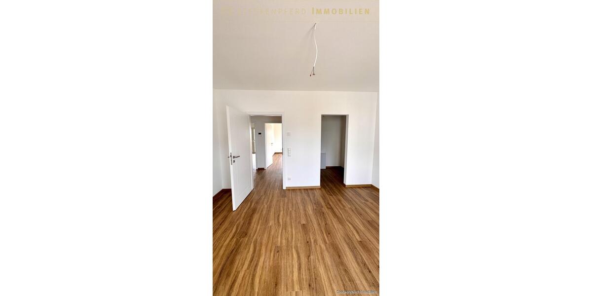 Doppelhaushälfte Pattensen - 4 Zimmer, 140 m&sup2;, 1.980&euro; | Angebot:26421367