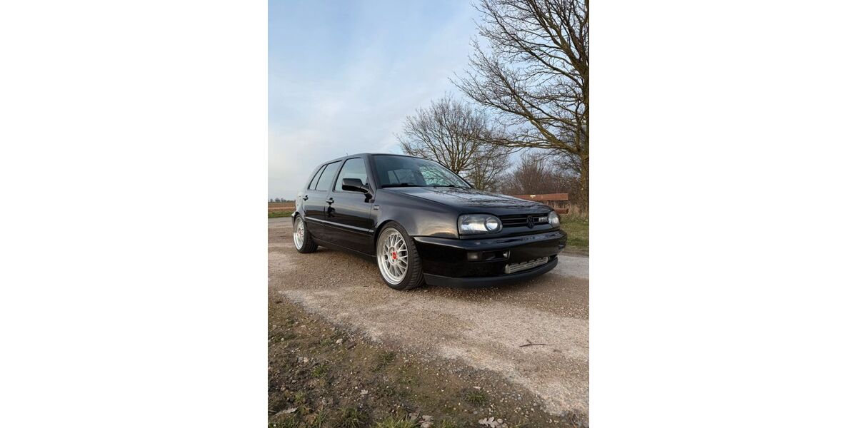 VW Golf 167.000 km 19.900 &euro; Hüpede 30982