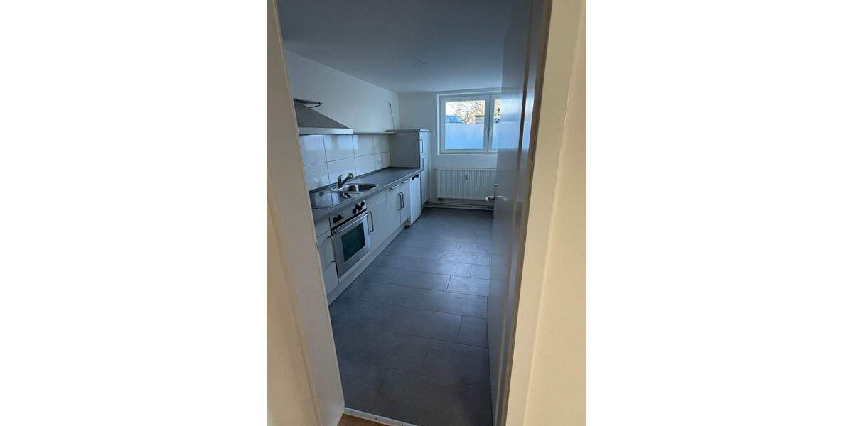 Etagenwohnung Hildesheim West - 2 Zimmer, 72 m&sup2;, 700&euro; | Angebot:25915869