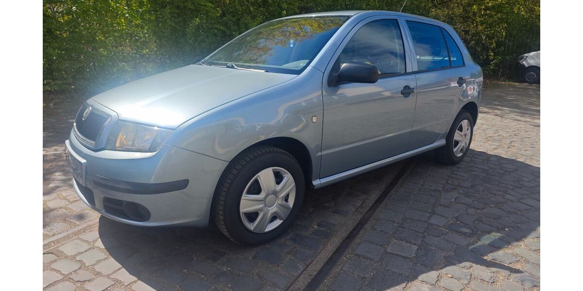 Skoda Fabia 156.421 km 2.199 &euro; Hannover 30453