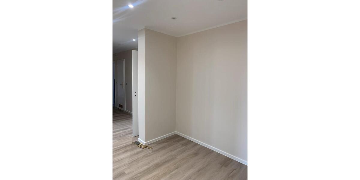 Etagenwohnung Hannover Ahlem-Badenstedt-Davenstedt - 4 Zimmer, 105 m&sup2;, 320.000&euro; | Angebot:25131585