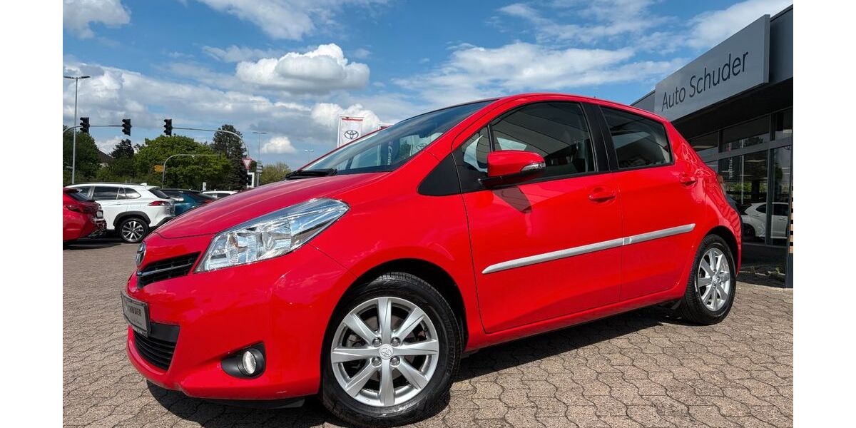 Toyota Yaris 23.200 km 8.990 &euro; Hildesheim 31137